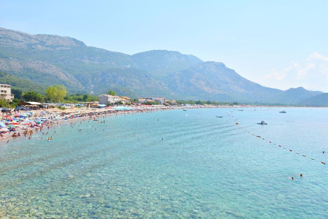 Apartments Siljak Petrovac 外观 照片