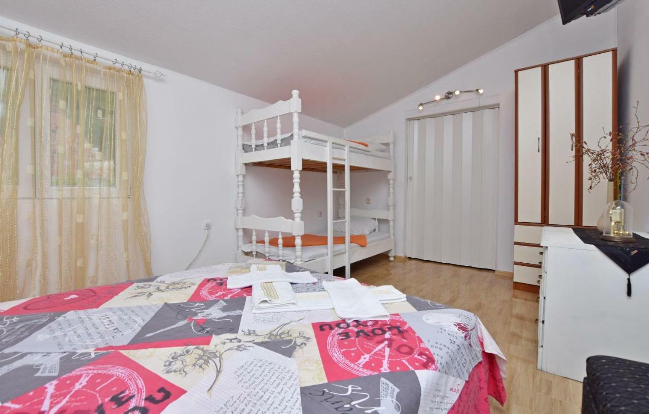 Apartments Siljak Petrovac 外观 照片