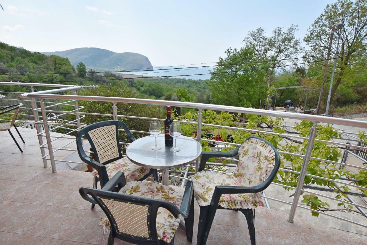 Apartments Siljak Petrovac 外观 照片