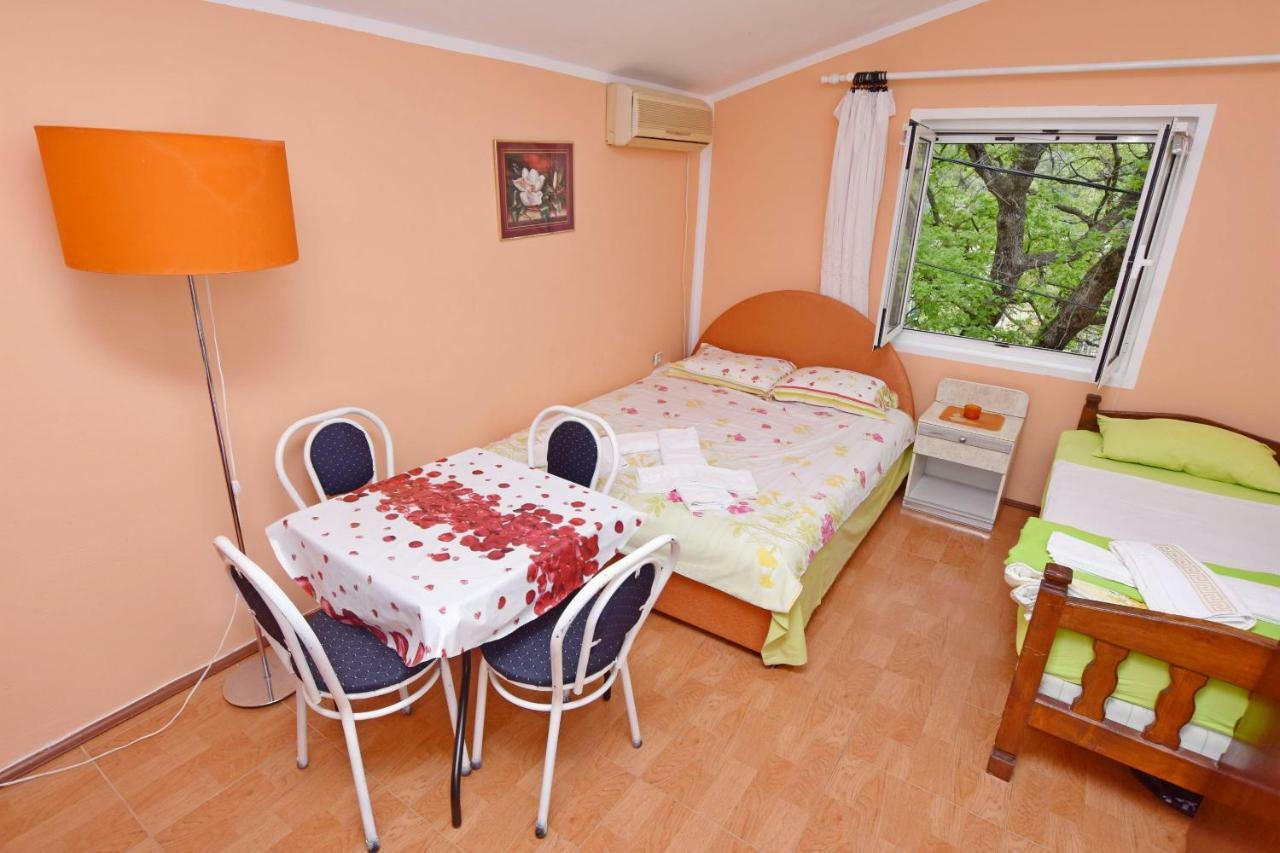 Apartments Siljak Petrovac 外观 照片