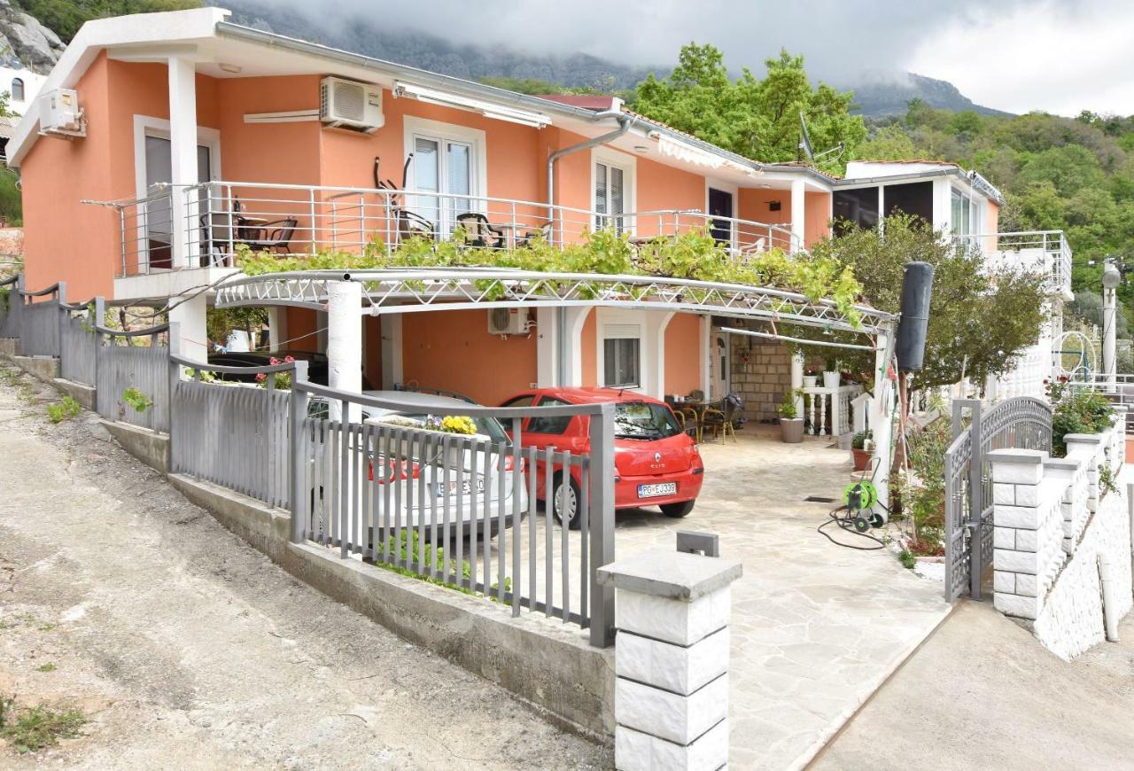 Apartments Siljak Petrovac 外观 照片