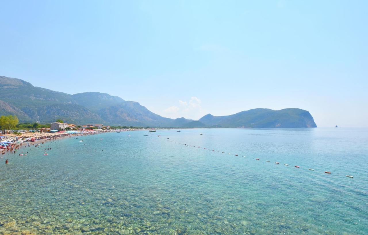 Apartments Siljak Petrovac 外观 照片